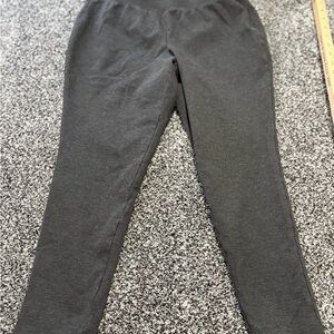 Cathrine’s Gray womans 14/16 petite Leggings